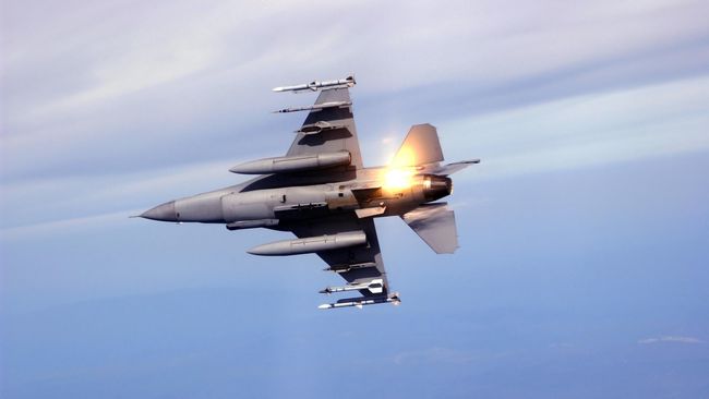 Jet Tempur F-16