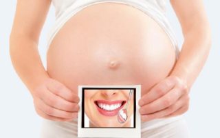 7 Tips Menjaga Gusi Sehat Saat Hamil